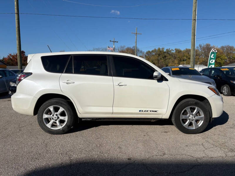 2013 Toyota RAV4 EV