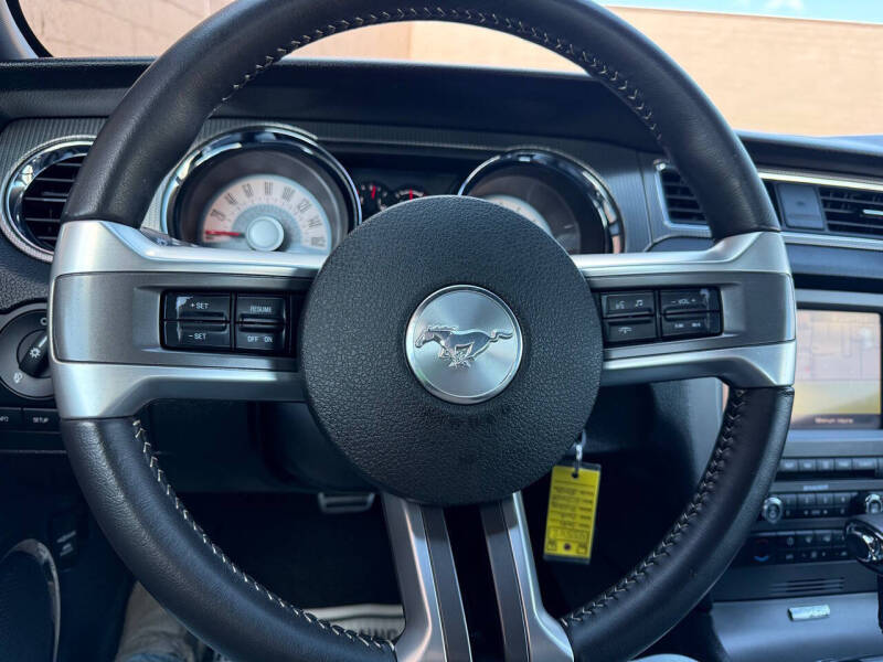 2011 Ford Mustang GT Premium