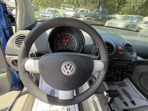 2008 Volkswagen New Beetle S