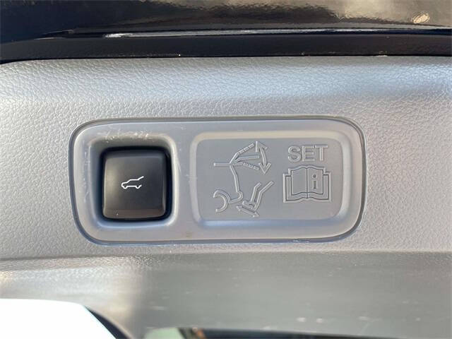 2023 Lincoln Navigator L Black Label