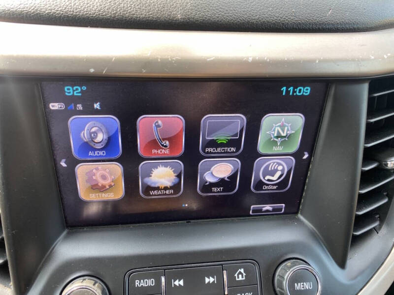 2017 GMC Acadia Denali