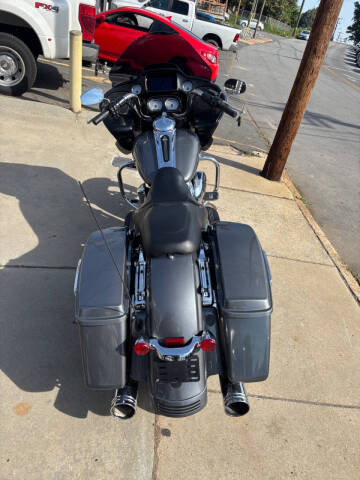 2021 Harley-Davidson Road Glide FLTRX