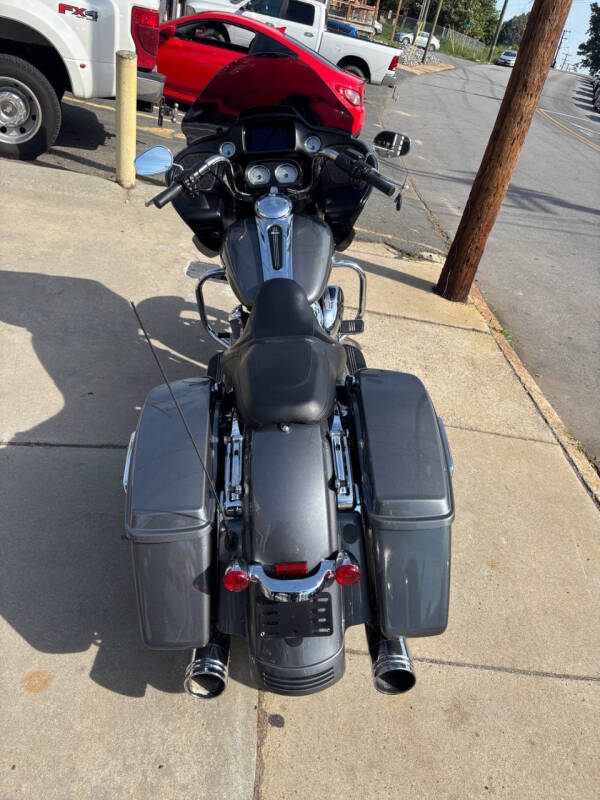 2021 Harley-Davidson Road Glide FLTRX