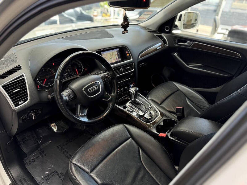 2016 Audi Q5 2.0T quattro Premium Plus
