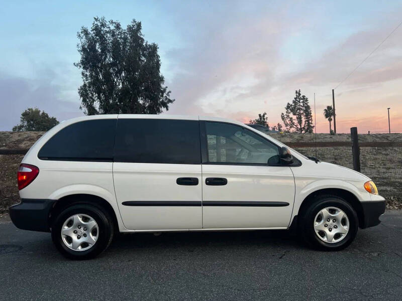 2003 Dodge Caravan SE