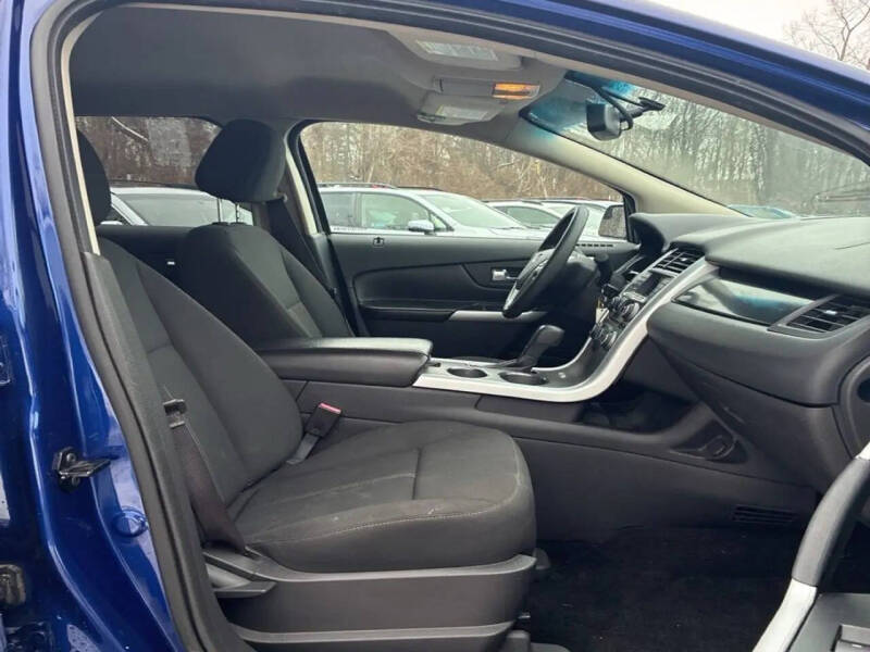 2013 Ford Edge SE