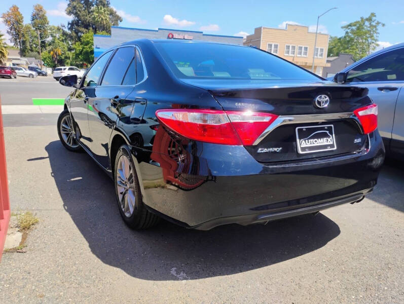 2016 Toyota Camry SE