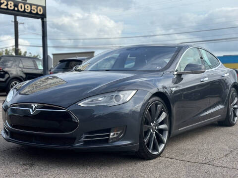 2016 Tesla Model S 70D