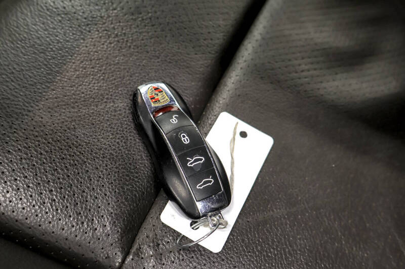 2017 Porsche 718 Cayman