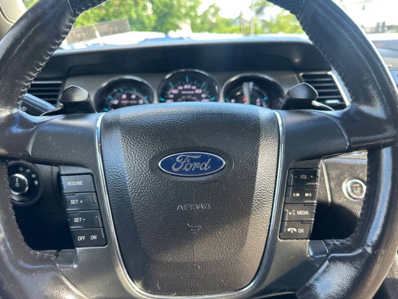 2010 Ford Taurus SHO