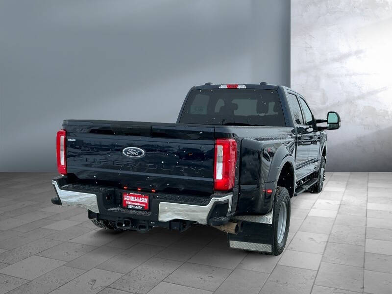 2025 Ford F-350 Super Duty XLT