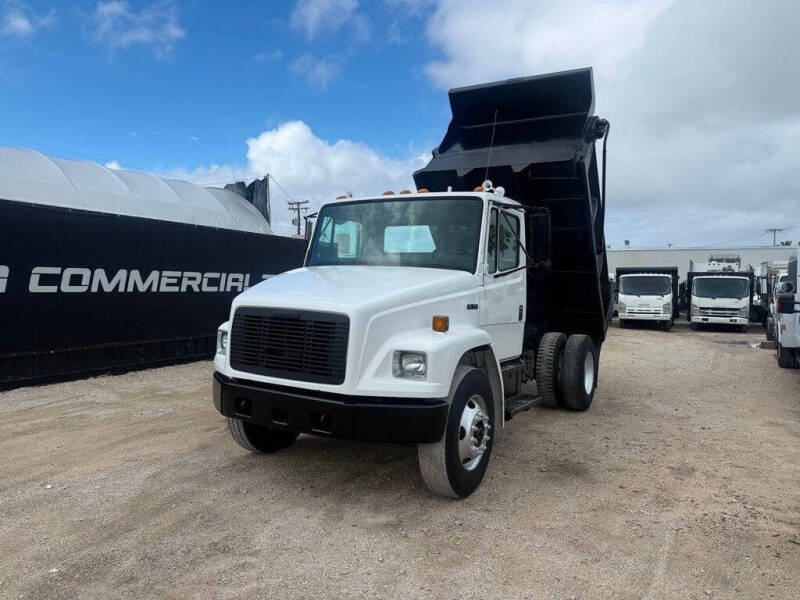 2002 Freightliner FL70