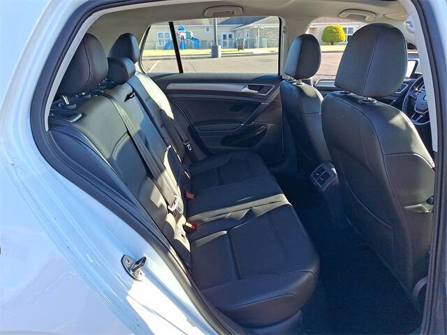 2017 Volkswagen Golf