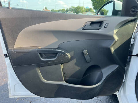 2016 Chevrolet Sonic LS Auto