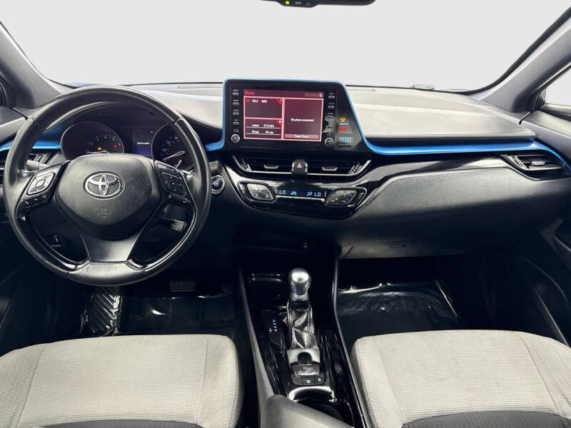 2019 Toyota C-HR XLE