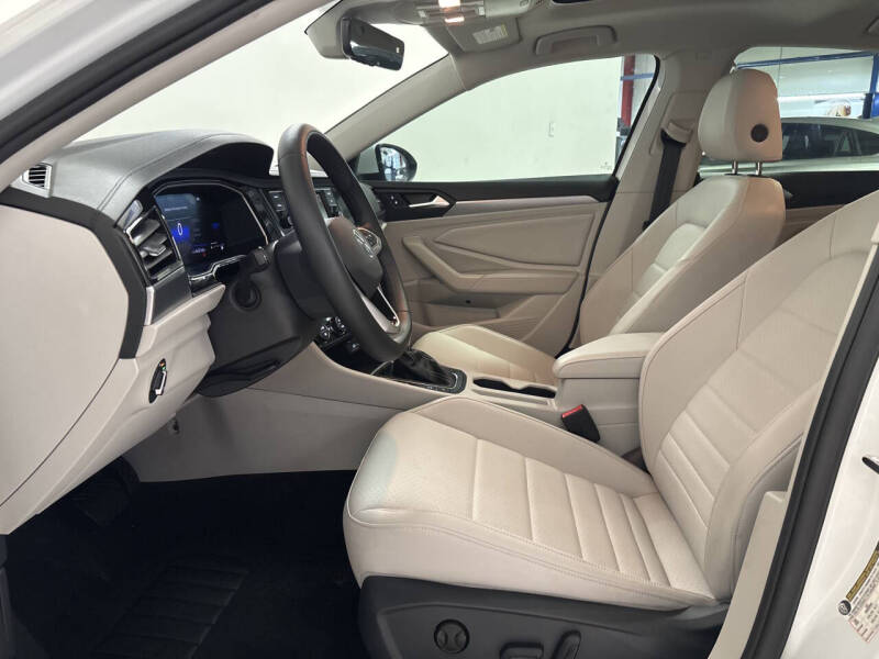 2024 Volkswagen Jetta SE