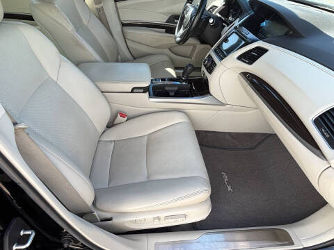 2015 Acura RLX w/Tech