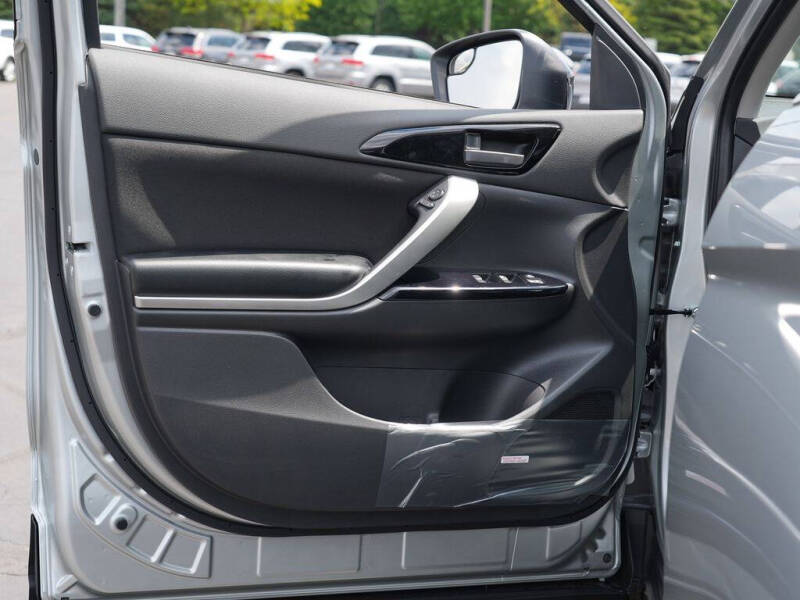2026 Mitsubishi Eclipse Cross LE