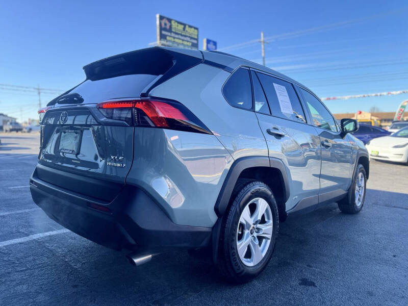 2021 Toyota RAV4 Hybrid XLE