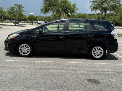 2012 Toyota Prius v Two
