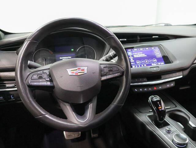 2022 Cadillac XT4 Sport