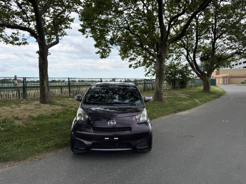 2014 Scion iQ