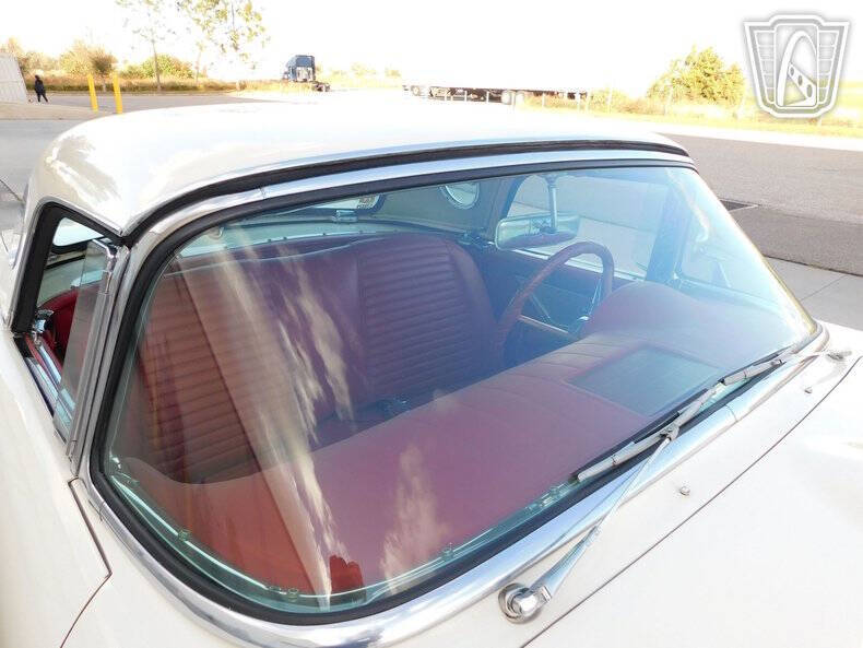 1957 Ford Thunderbird