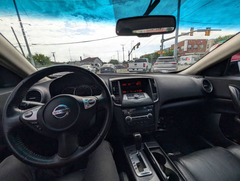 2014 Nissan Maxima