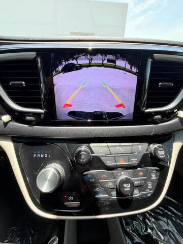 2018 Chrysler Pacifica Touring Plus