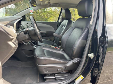 2018 Chevrolet Sonic Premier Auto