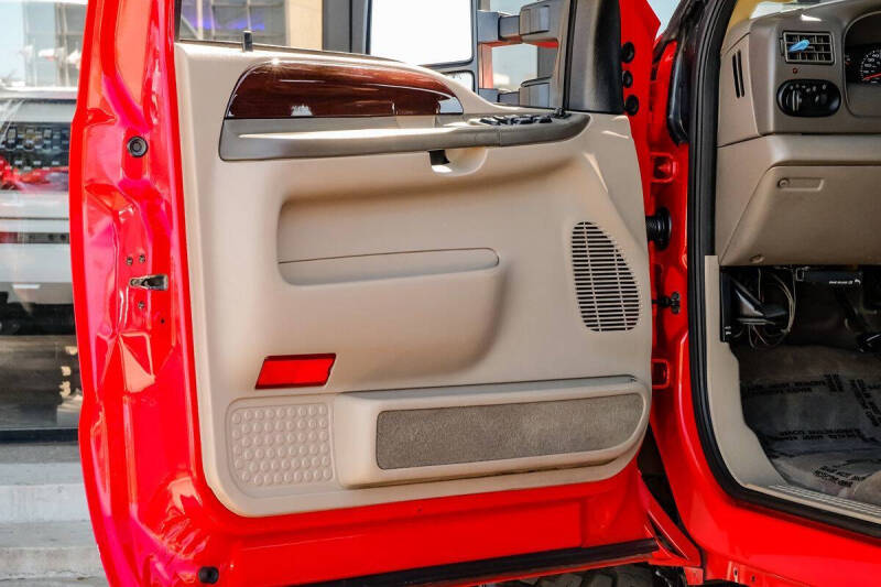 2004 Ford Excursion Eddie Bauer