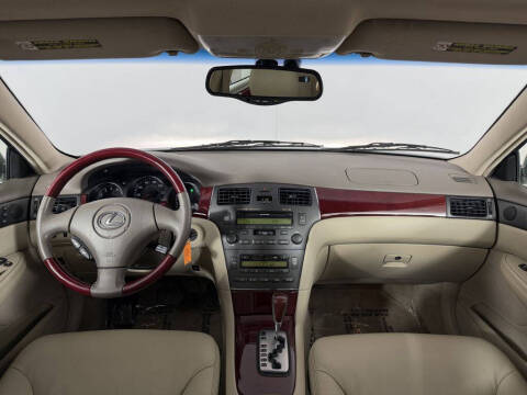 2004 Lexus ES 330