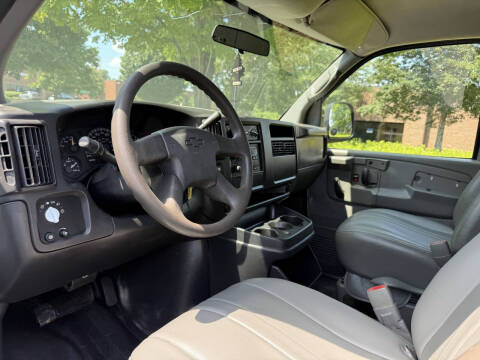2004 Chevrolet Express 2500
