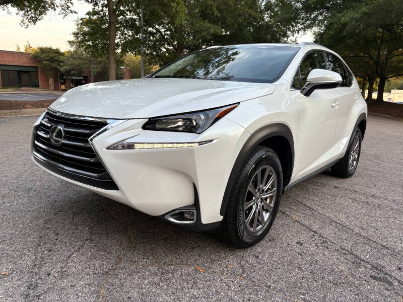 2017 Lexus NX 200t's photo