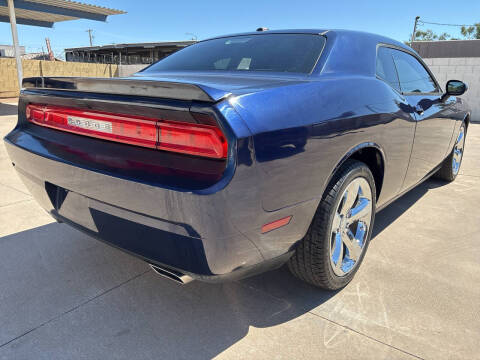 2014 Dodge Challenger SXT