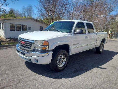 2004 GMC Sierra 2500HD for sale at TR MOTORS in Gastonia NC