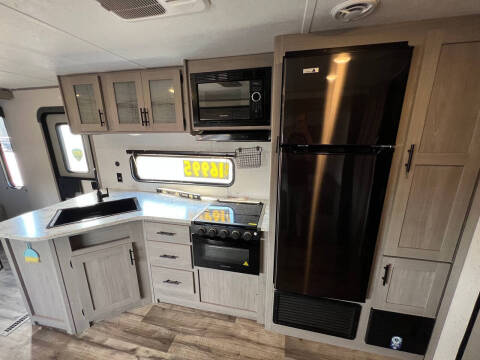 2024 Coleman Lantern