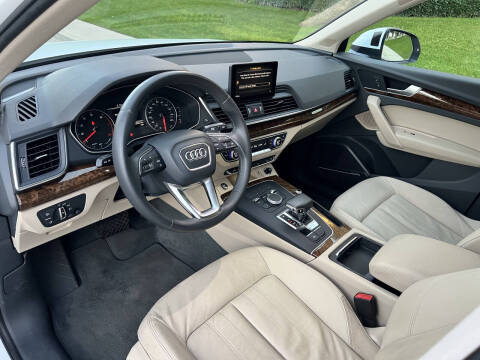 2018 Audi Q5 2.0T quattro Premium Plus