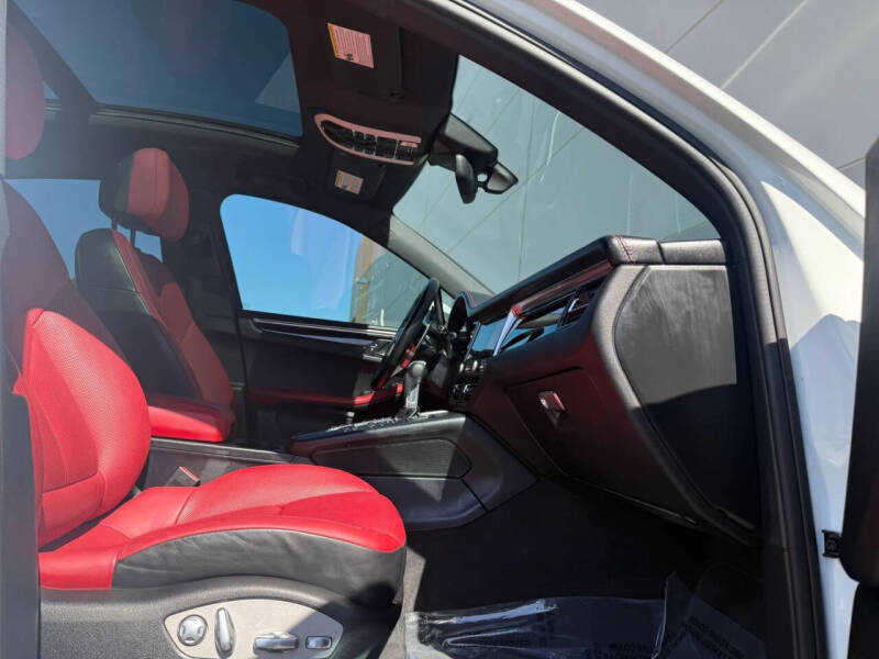 2019 Porsche Macan