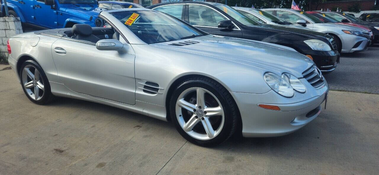 2004 Mercedes-Benz SL-Class for sale at American Dream Motors in Winchester, VA