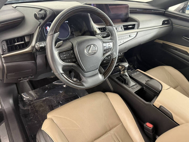 2019 Lexus ES 350