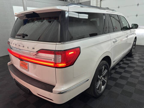 2019 Lincoln Navigator L Black Label