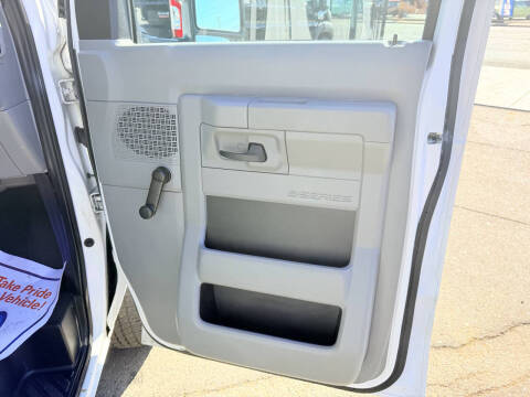 2011 Ford E-Series E-250