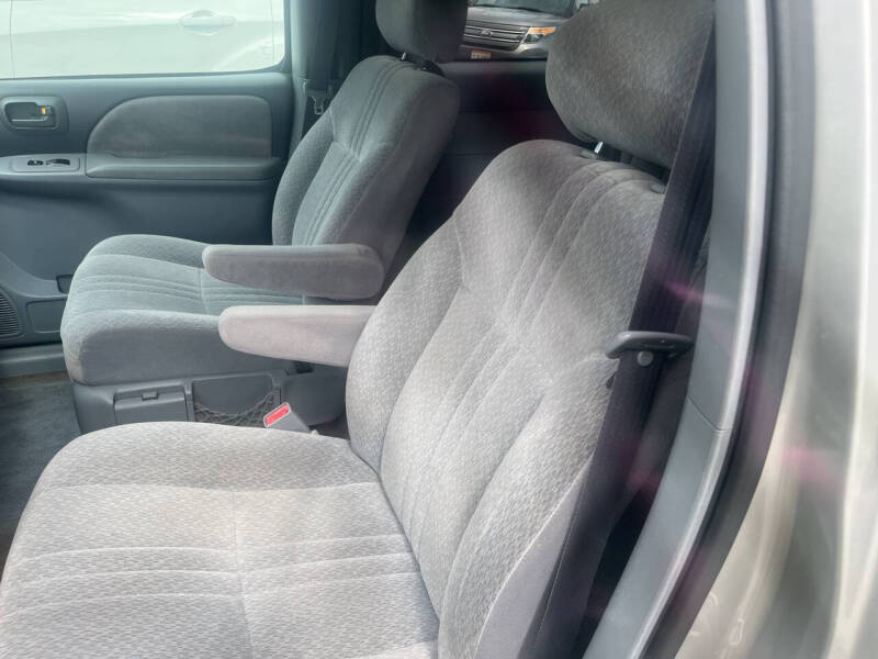 2002 Toyota Sienna CE
