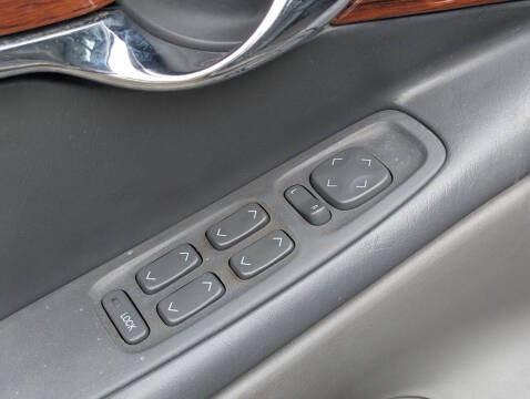 2005 Cadillac DeVille