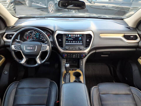 2019 GMC Acadia Denali