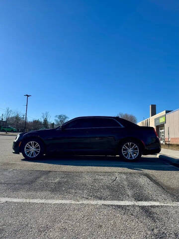2017 Chrysler 300 Limited