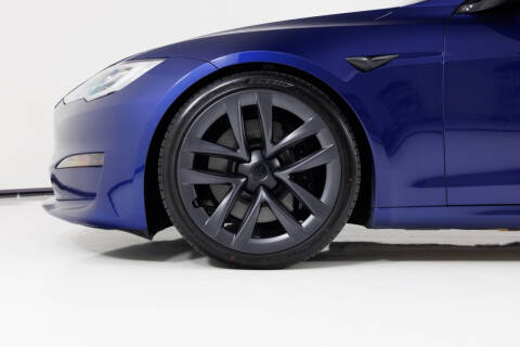 2022 Tesla Model S Plaid