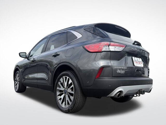 2020 Ford Escape Titanium