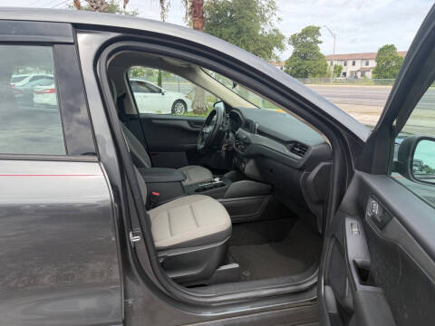 2020 Ford Escape S